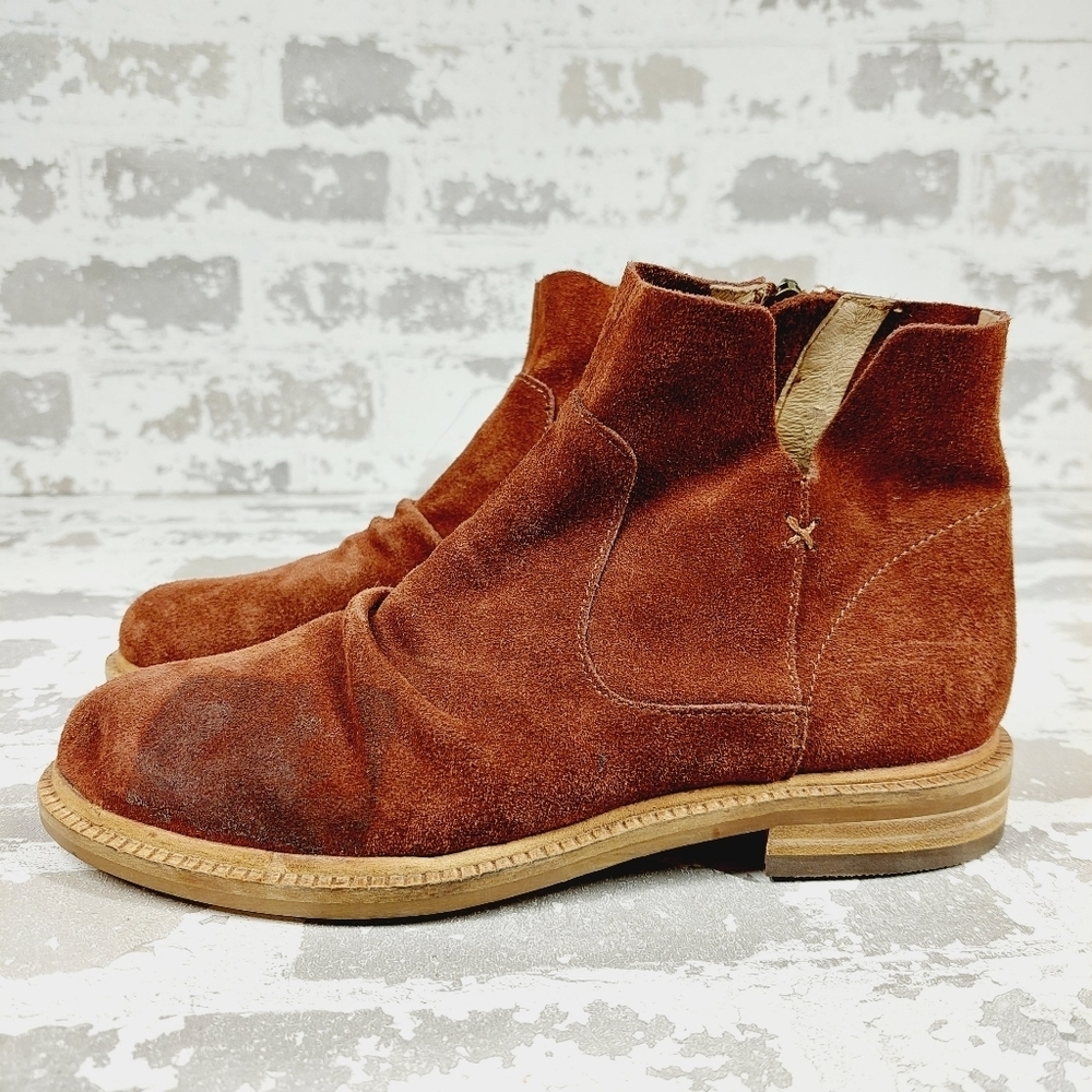 NEW Kelsi Dagger Brooklyn Brown Distressed Suede Ankle Boots H109